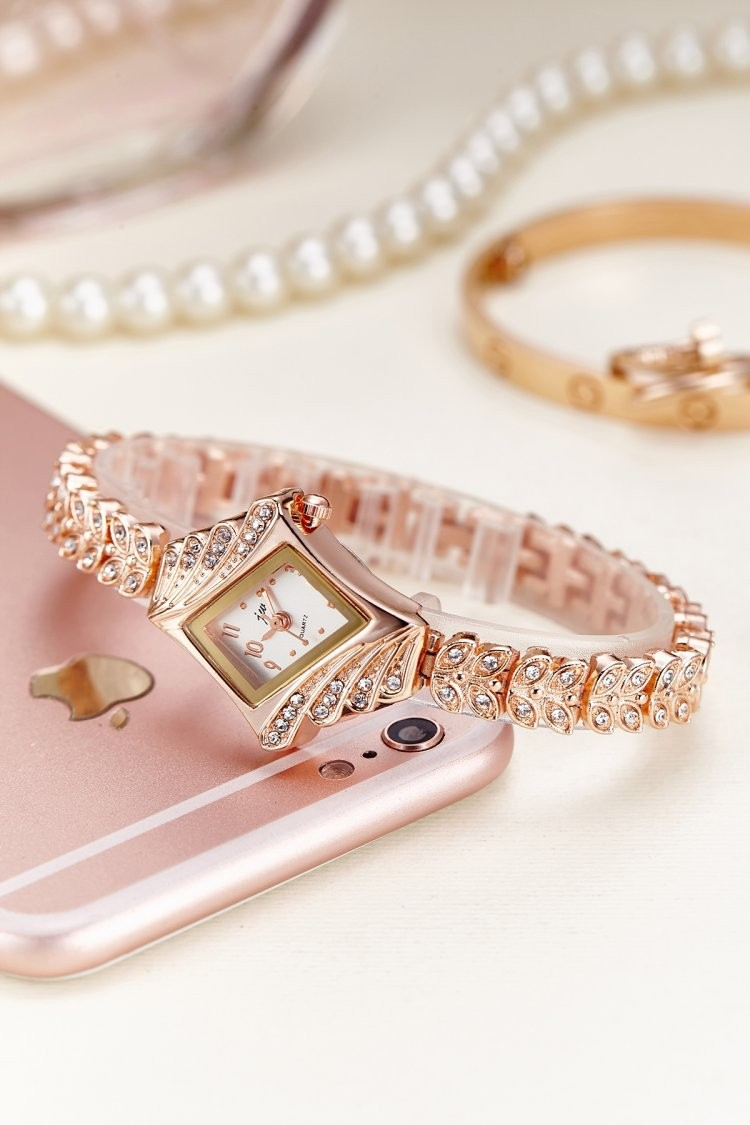 Versatile -Choice and Remark -Women Watches Luxury Crystal Bracelet Gemstone- Avant-garde Qualityful - Easy To care and Longive